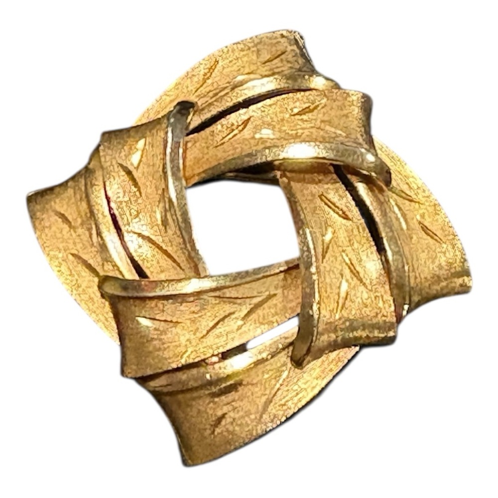 Kramer Vintage Brooch Pin Gold Tone Square Shape weave